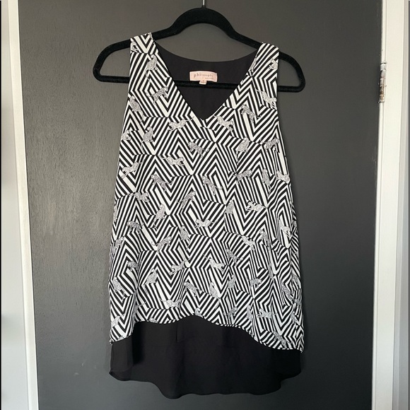 2/$30 - Philosophy Sleeveless Jungle Cat Print Blouse - Size Small - Picture 1 of 4